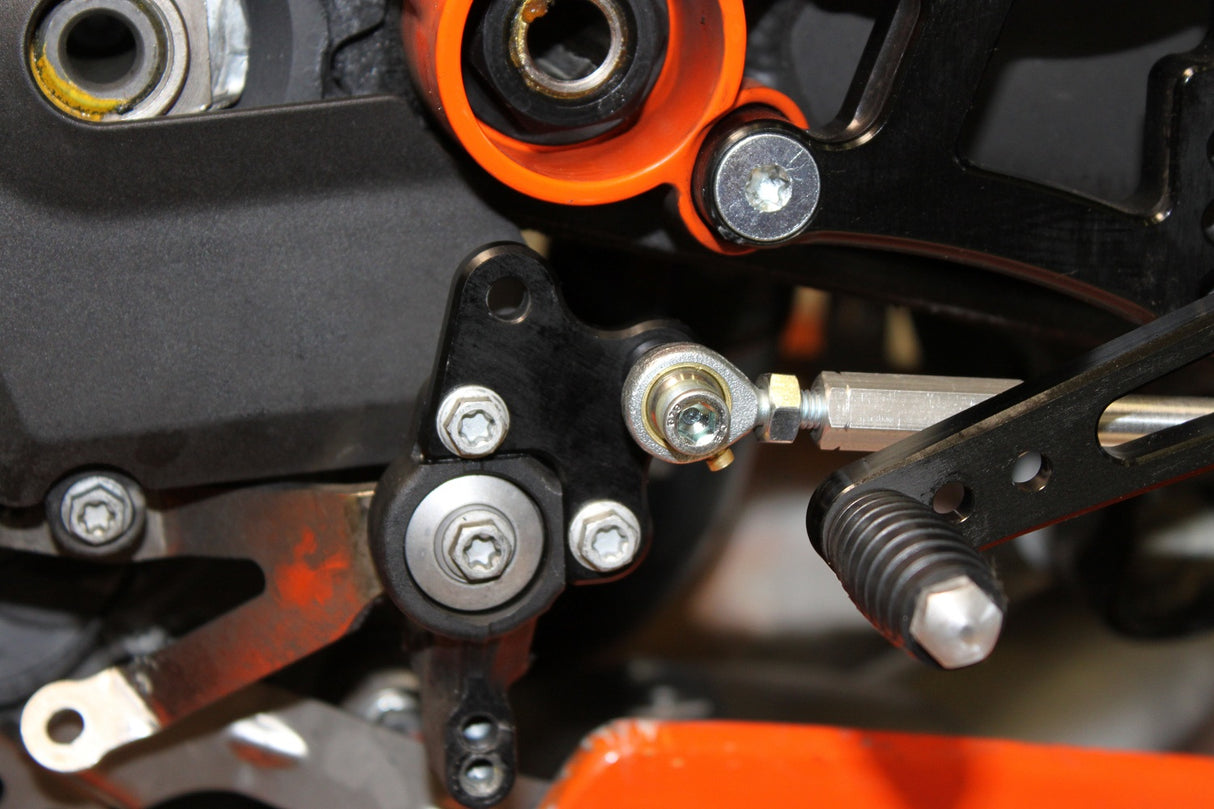 PP Tuning Reverse Shift Kit / Omgekeerde schakelset KTM 1190 RC8/RC8R (2008–2017) / 819539
