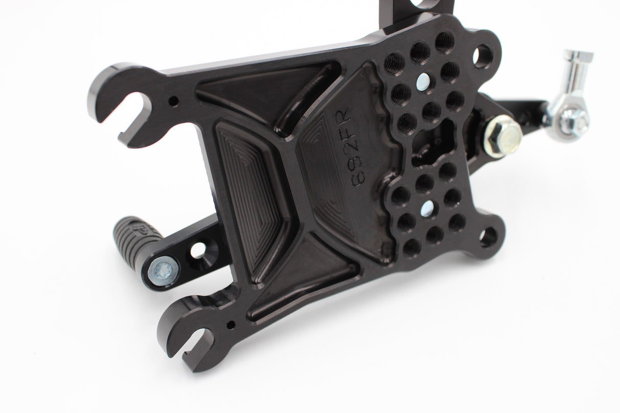 PP Tuning Rearset / Remschakelset Yamaha R1 (2020 - ), EWC – RACE CONCEPT / 6920
