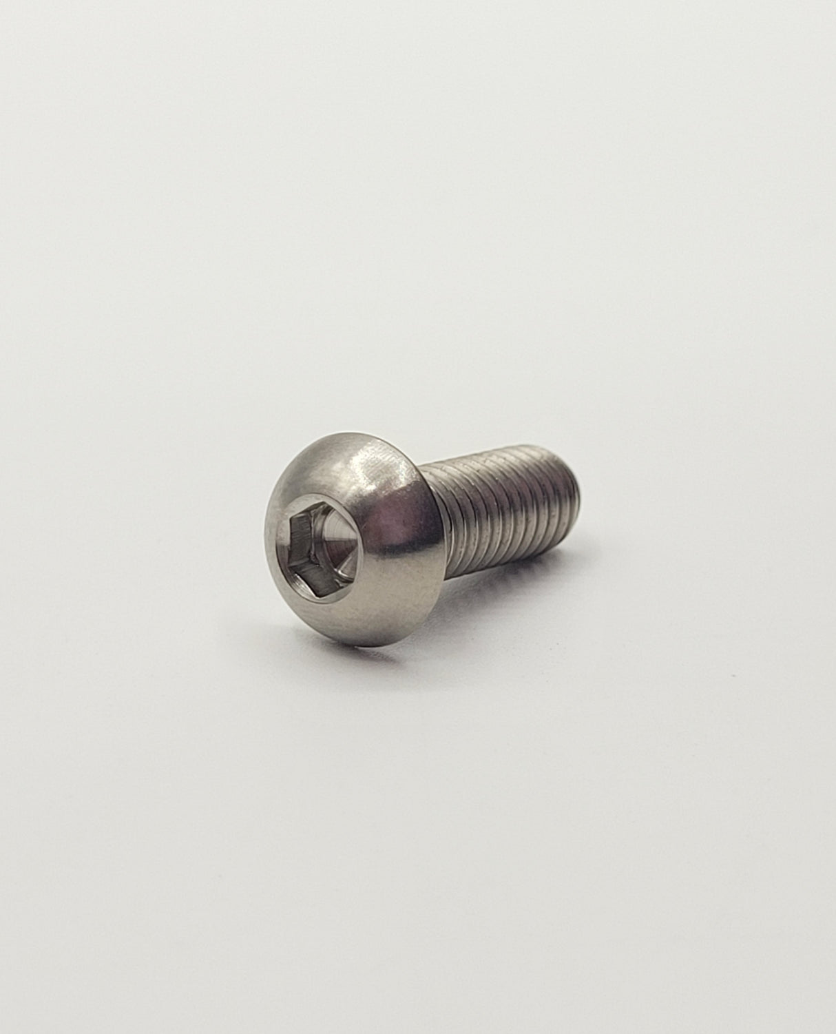 PP Tuning Spare Part / Reserveonderdeel – DIN7380 - M6, 10 mm – DIN7380 - M6, 16 mm, TITANIUM Gr5