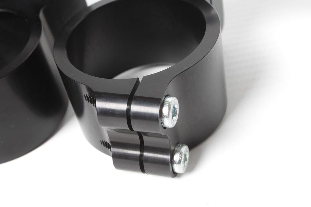 Clip-Ons Handlebars 45mm Type Verhoogd 28mm Zwart Geanodiseerd
