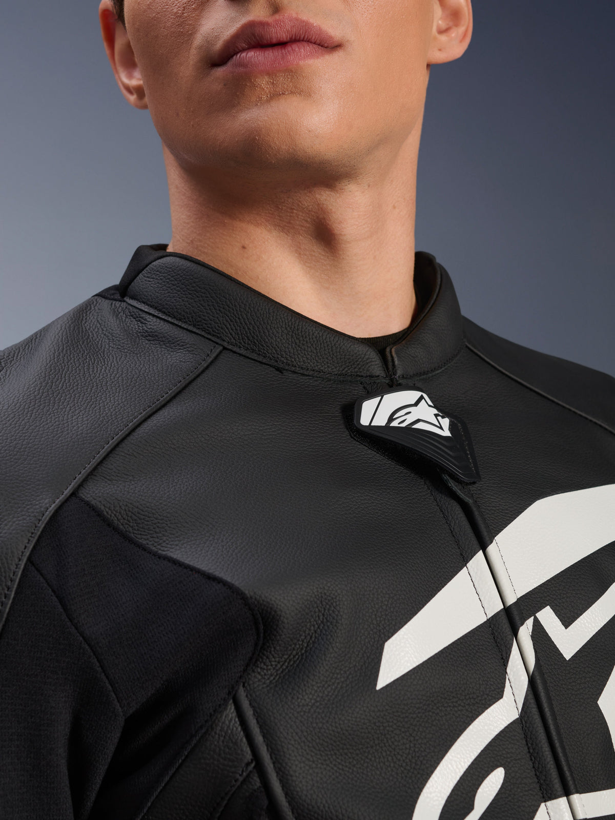 Alpinestars GP Plus R v4 Motorjas Zwart en wit, productfoto 9