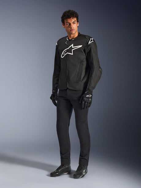 Alpinestars T-GP Air Motorjas Zwart, schuin vooraanzicht