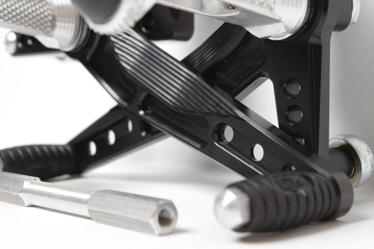 PP Tuning Rearset / Remschakelset Triumph Speed Triple 1050 (2011-2015) – RACE CONCEPT / 542