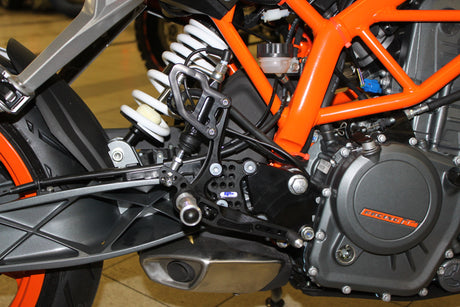 PP Tuning Rearset / Remschakelset KTM Duke SM 125/200/390 (2011-2017) – RACE CONCEPT / 543