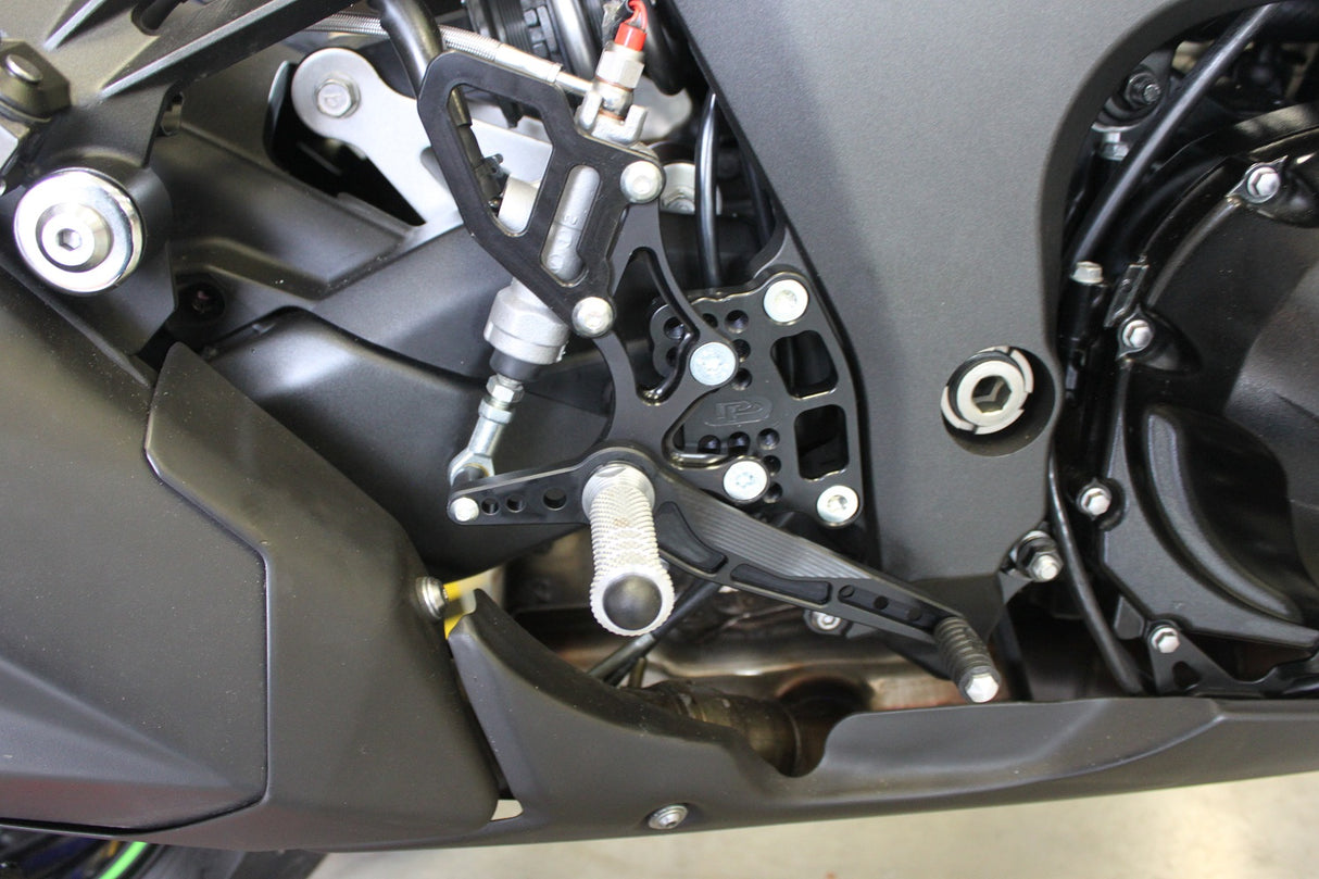 PP Tuning Rearset / Remschakelset Kawasaki Ninja Z 1000 /SX/ABS (2010-2019) – RACE CONCEPT / 647