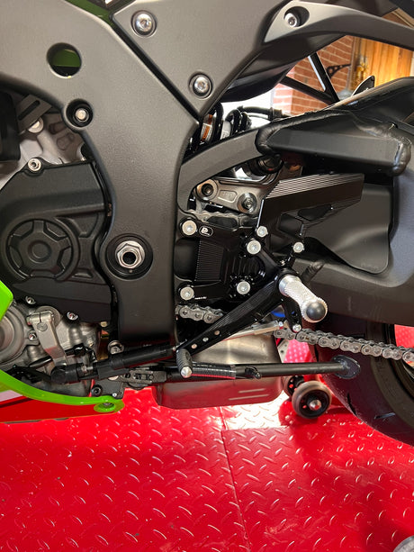 PP Tuning Rearset / Remschakelset Kawasaki ZX-10R (2016 - ) – RACE CONCEPT / 648