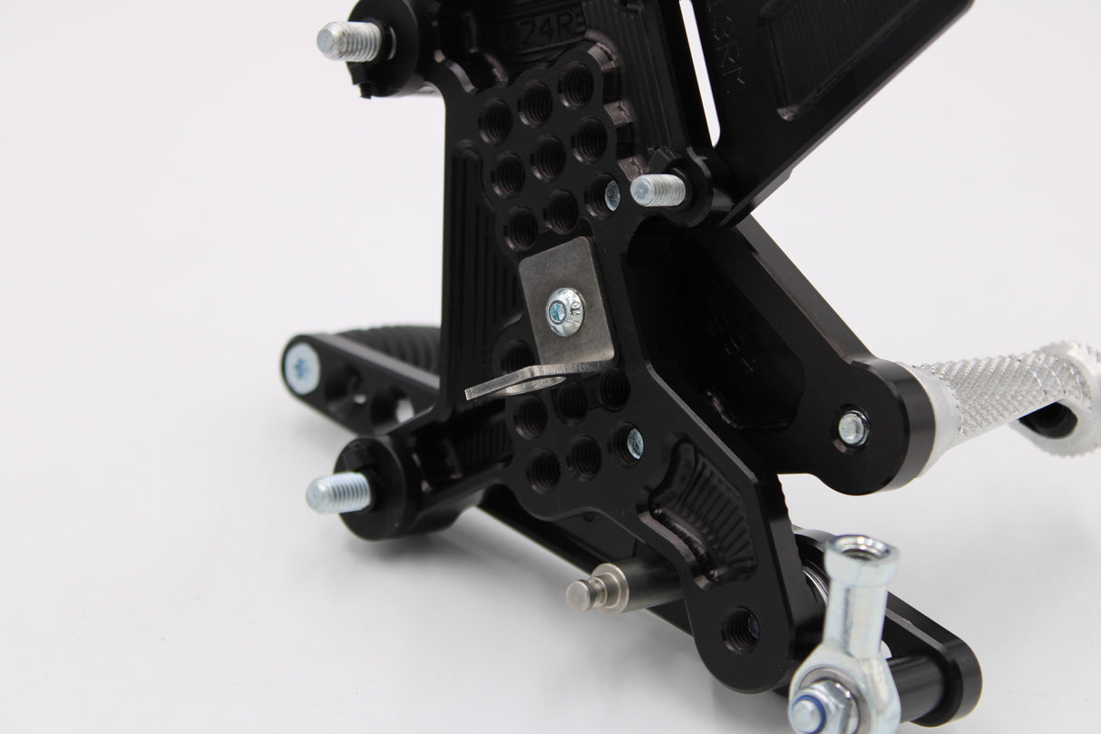 PP Tuning Rearset / Remschakelset Honda CB750 Hornet (2023-) without QS – RACE CONCEPT – Reverse Shift / 6740