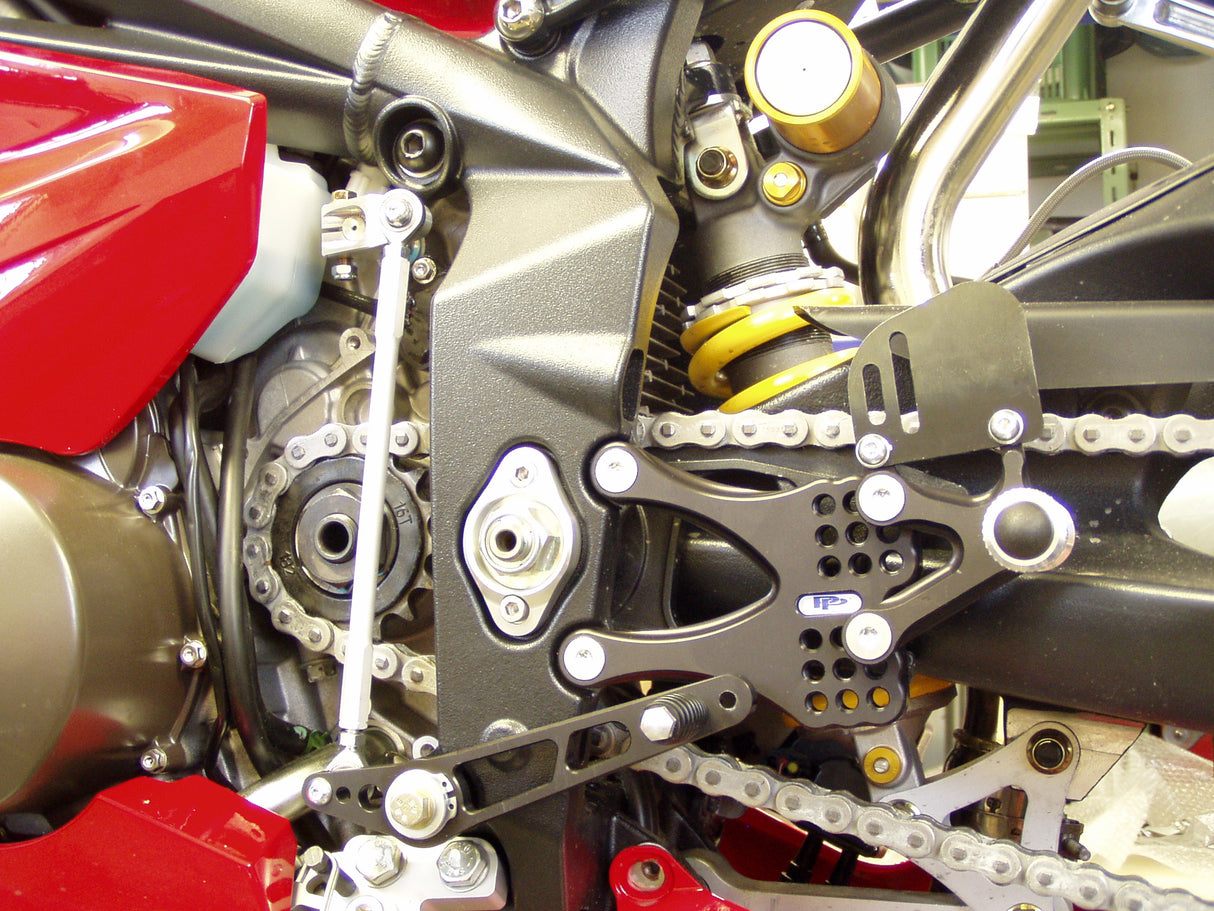 PP Tuning Rearset / Remschakelset Triumph Daytona 675 (2006-2012) – RACE CONCEPT – Reverse Shift / 5360