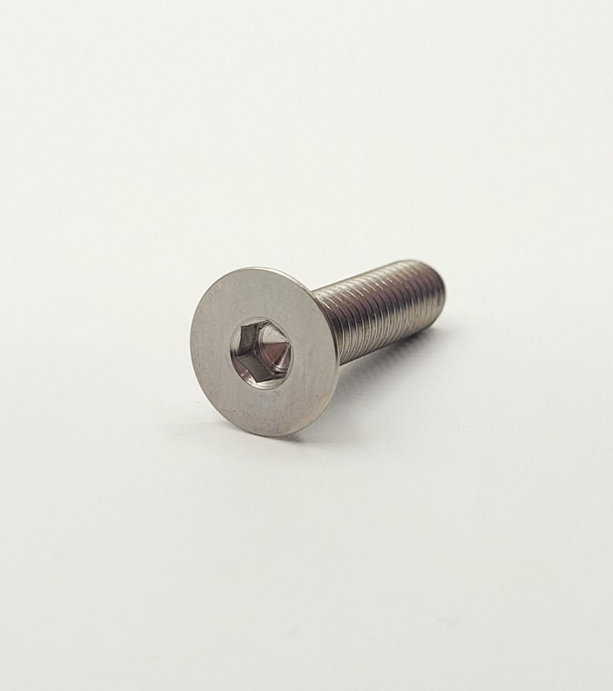 PP Tuning Spare Part / Reserveonderdeel – DIN7991 - M6, 12 mm, A2 – DIN7991 - M6, 25 mm, TITANIUM Gr5