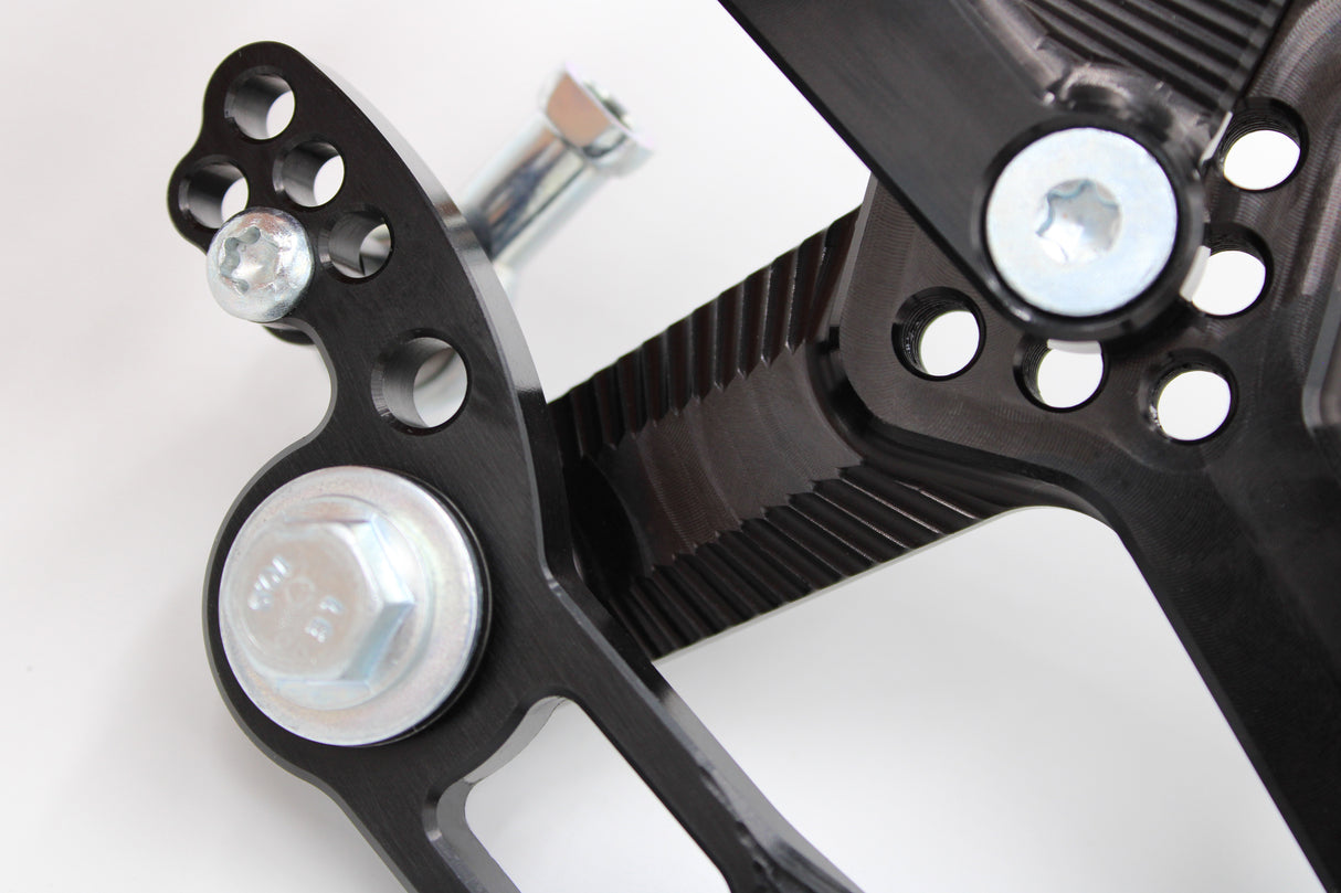 PP Tuning Rearset / Remschakelset CFMOTO 300SR (2022-) – RACE CONCEPT – Reverse Shift / 5180