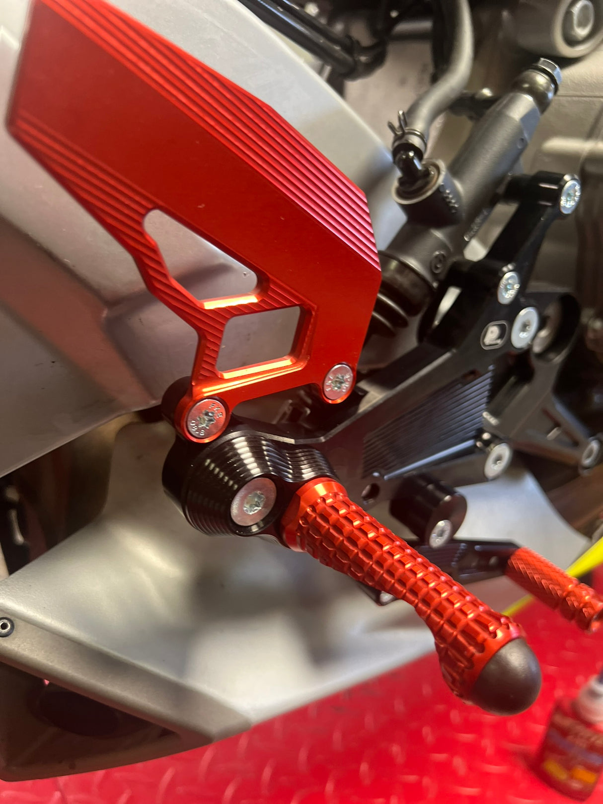 PP Tuning Rearset / Remschakelset Aprilia RS 660 / Tuono 660 (2021-) – PURE CONCEPT – Reverse Shift / 5050