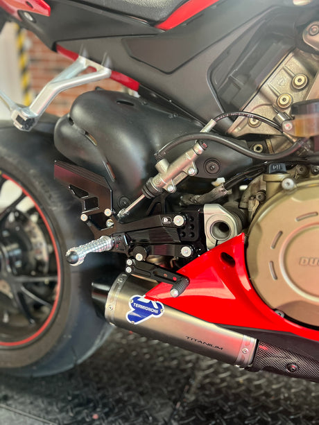 PP Tuning Rearset / Remschakelset Ducati Panigale V4 / S / V4R (2018-2024) – RACE CONCEPT / 504