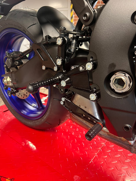 PP Tuning Rearset / Remschakelset Yamaha R9 (2025–) – PURE CONCEPT / 696