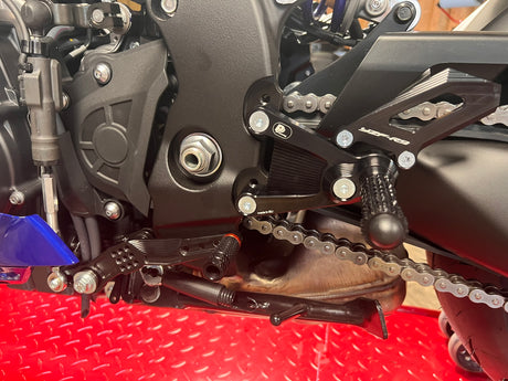 PP Tuning Rearset / Remschakelset Yamaha R9 (2025–) – PURE CONCEPT / 696