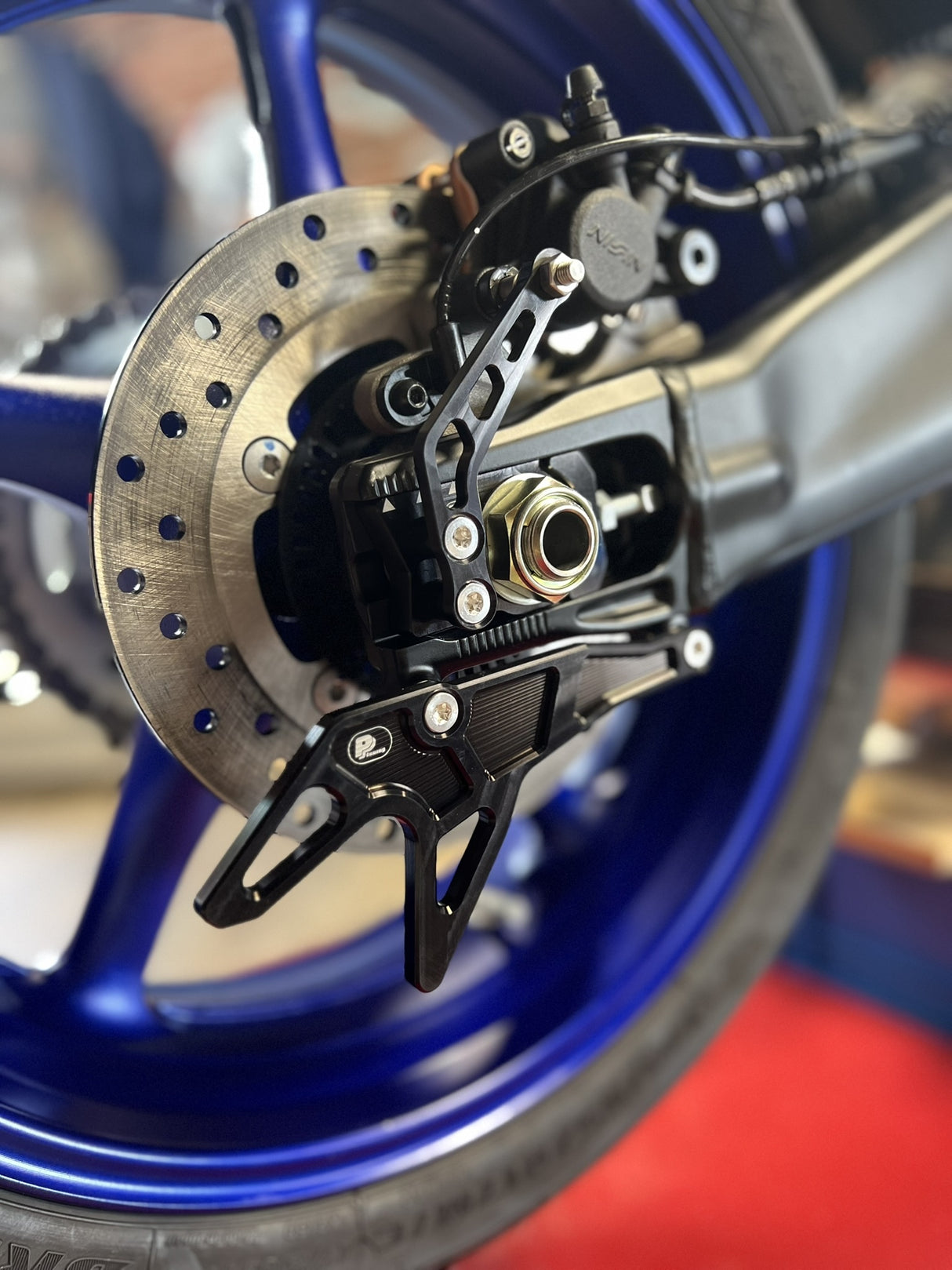 Chain adjuster kettingspanner Yamaha R9