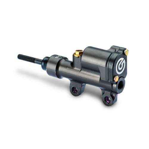 Rear MC 13 integrated reservoir
